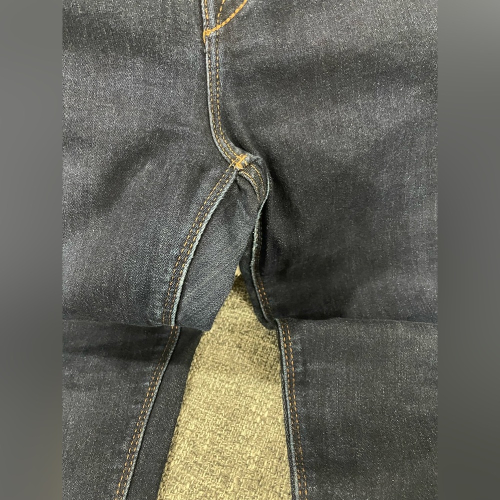 Mid Rise Legging 👖 - Picture 3 of 4